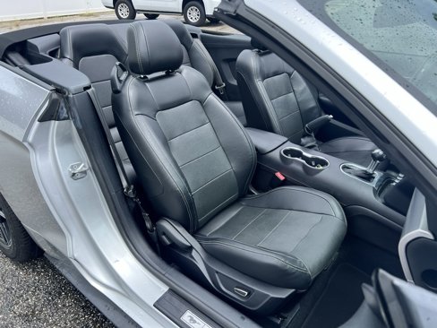 Used 2019 Ford Mustang Premium image 22