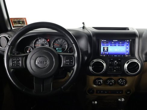 Used 2015 Jeep Wrangler Unlimited Sahara w/ Dual Top Group image 26