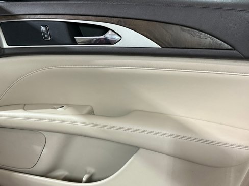Used 2017 Lincoln MKZ Select w/ Select Plus Package image 36