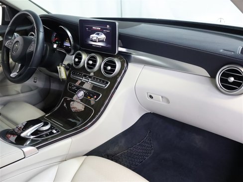 Used 2015 Mercedes-Benz C 300 4MATIC Sedan image 14