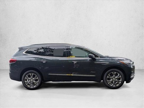 Used 2020 Buick Enclave Avenir w/ Avenir Technology Package image 4