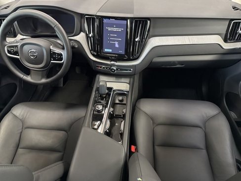 Certified 2025 Volvo XC60 B5 Plus image 11