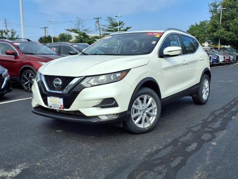 Certified 2022 Nissan Rogue Sport SV image 1