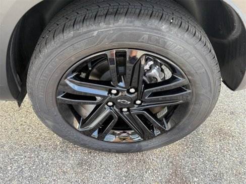 Used 2024 Chevrolet Trax ACTIV w/ Sunroof Package image 7