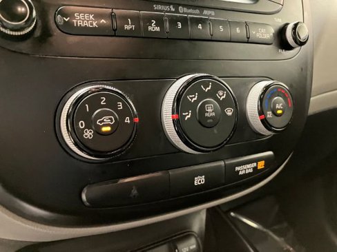 Used 2016 Kia Soul image 39