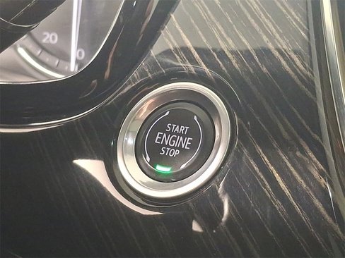 Used 2021 Cadillac XT6 Premium Luxury image 26