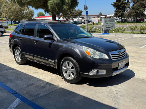 Used 2011 Subaru Outback 3.6R Limited image 5