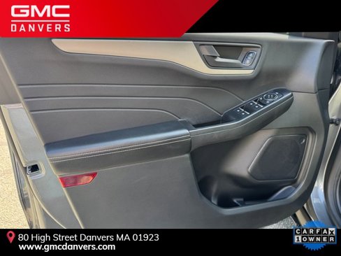 Used 2022 Ford Escape SE w/ SE Sport Appearance Package image 10