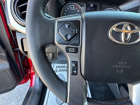 Used 2022 Toyota Tacoma SR5 image 18