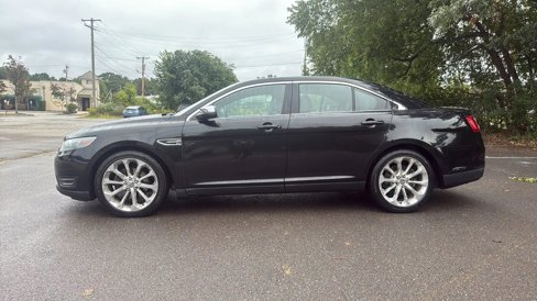 Used 2013 Ford Taurus Limited image 4