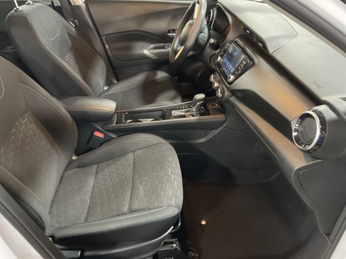 Used 2024 Nissan Kicks SV image 13
