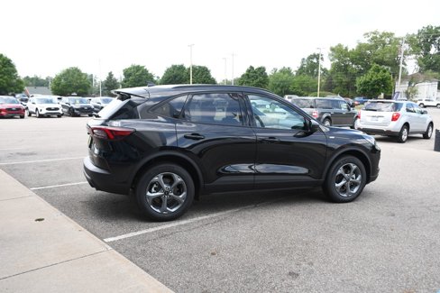 New 2025 Ford Escape ST-Line w/ Tech Pack #1 image 7