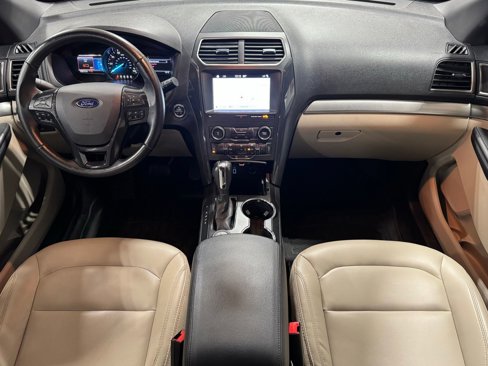 Used 2019 Ford Explorer XLT w/ Equipment Group 202A image 26