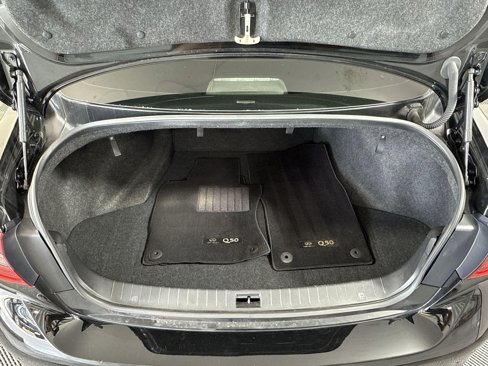 Used 2021 INFINITI Q50 Luxe image 25