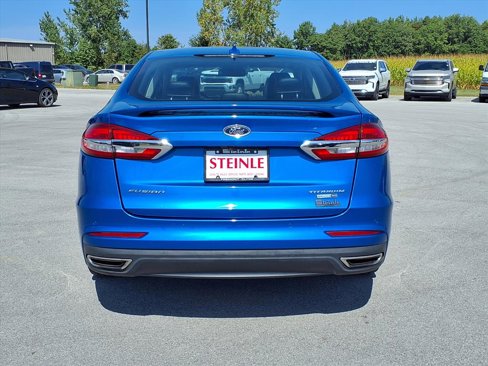 Used 2020 Ford Fusion Titanium image 7