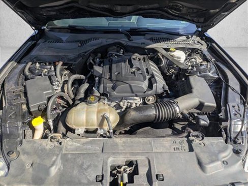Used 2019 Ford Mustang Premium image 17