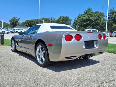 Used 2001 Chevrolet Corvette Convertible w/ Preferred Equipment Group2 image 4