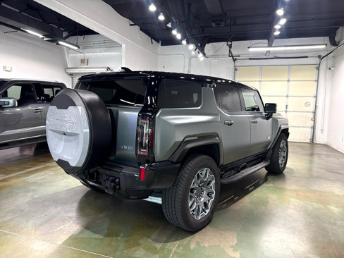 Used 2024 GMC Hummer EV 3X w/ LPO, Illumination Package image 8