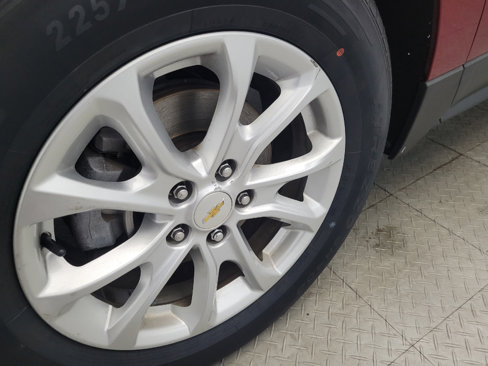 Used 2018 Chevrolet Equinox LT image 31