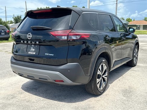 Used 2023 Nissan Rogue SV image 5
