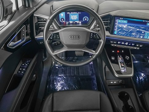 Used 2023 Audi Q4 e-tron Premium Plus image 13