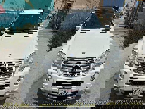Used 2009 Mercedes-Benz ML 550 4MATIC image 2