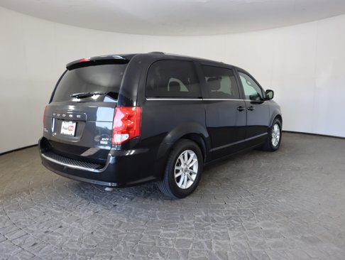 Used 2019 Dodge Grand Caravan SXT image 9