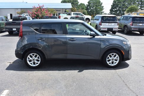 Used 2022 Kia Soul S w/ Paint Protection Package image 4