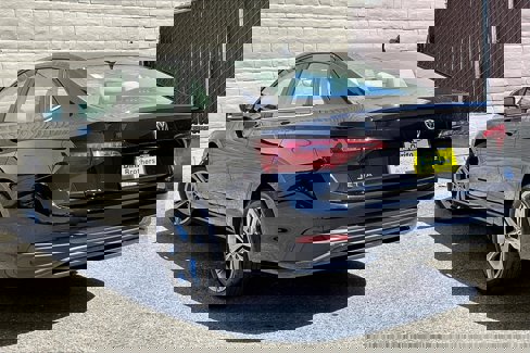 Certified 2024 Volkswagen Jetta SE w/ Panoramic Sunroof Package image 10