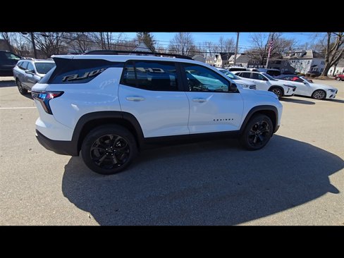 New 2025 Chevrolet Equinox LT w/ Safety and Technology Package image 9