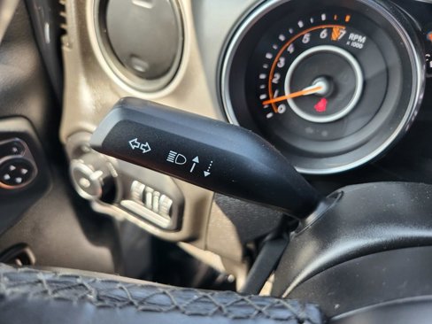 Used 2022 Jeep Wrangler Willys image 24