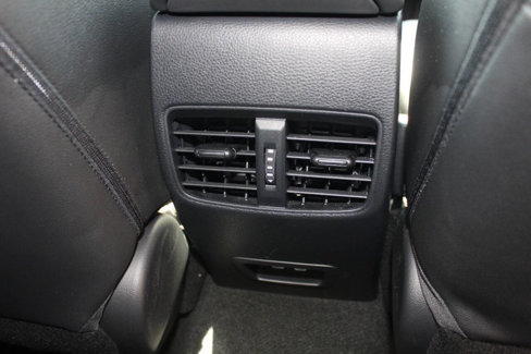 Used 2023 Toyota Corolla Cross XLE image 18