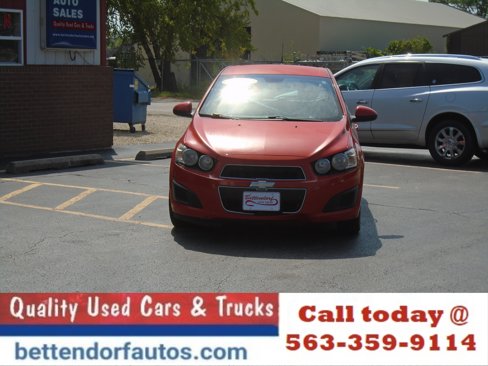 Used 2013 Chevrolet Sonic LT image 3