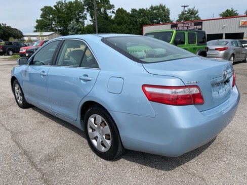 Used 2009 Toyota Camry LE image 4