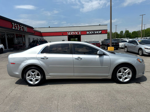 Used 2012 Chevrolet Malibu LT image 2
