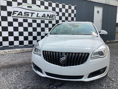 Used 2016 Buick Regal Premium w/ Driver Confidence Package #1 image 2