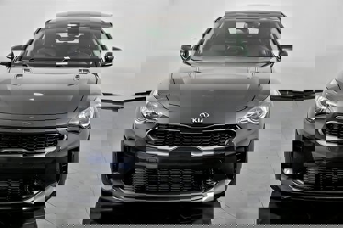 Used 2019 Kia Stinger image 4