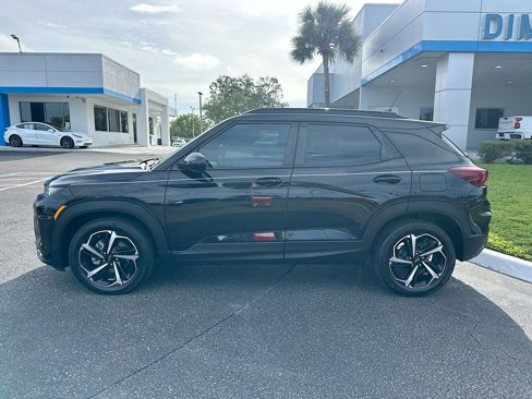 Used 2021 Chevrolet TrailBlazer RS w/ Sun and Liftgate Package image 9