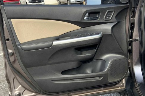 Used 2016 Honda CR-V Touring image 21