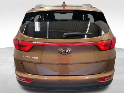 Used 2018 Kia Sportage LX w/ LX Popular Package image 5