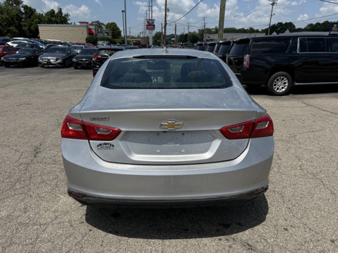 Used 2016 Chevrolet Malibu LT image 13