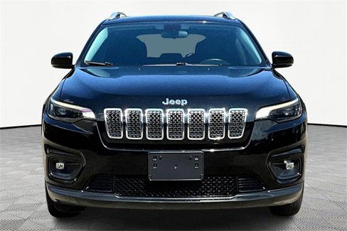Used 2020 Jeep Cherokee Latitude Plus image 2