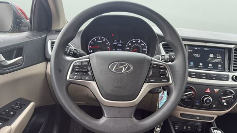 Used 2022 Hyundai Accent SEL image 15