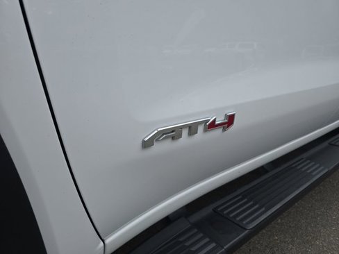 Used 2019 GMC Sierra 1500 AT4 image 39