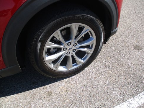 Used 2021 Ford Explorer XLT w/ Equipment Group 202A image 24