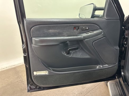 Used 2001 Chevrolet Silverado 3500 LT image 28