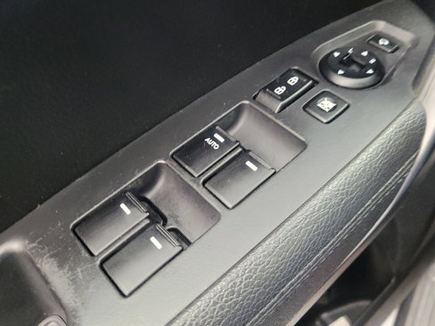 Used 2015 Kia Sorento SX image 27