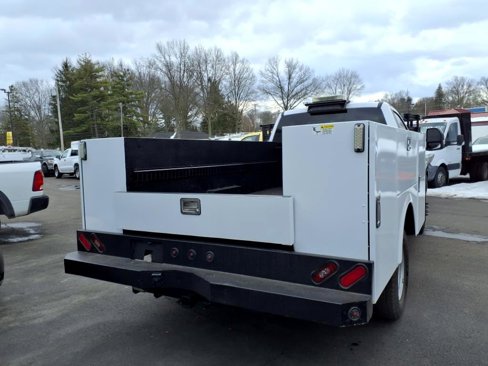 Used 2017 Ford F350 XLT w/ Snow Plow Prep Package image 5