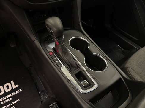 Used 2022 Chevrolet Equinox LT w/ LPO, Floor Liner Package image 17