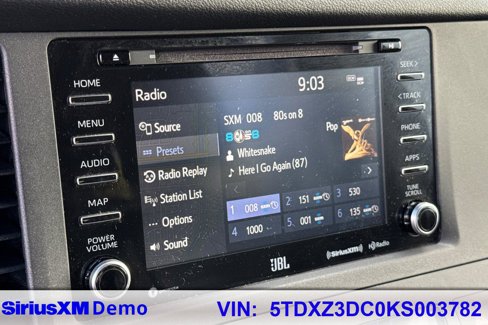 Used 2019 Toyota Sienna SE image 39